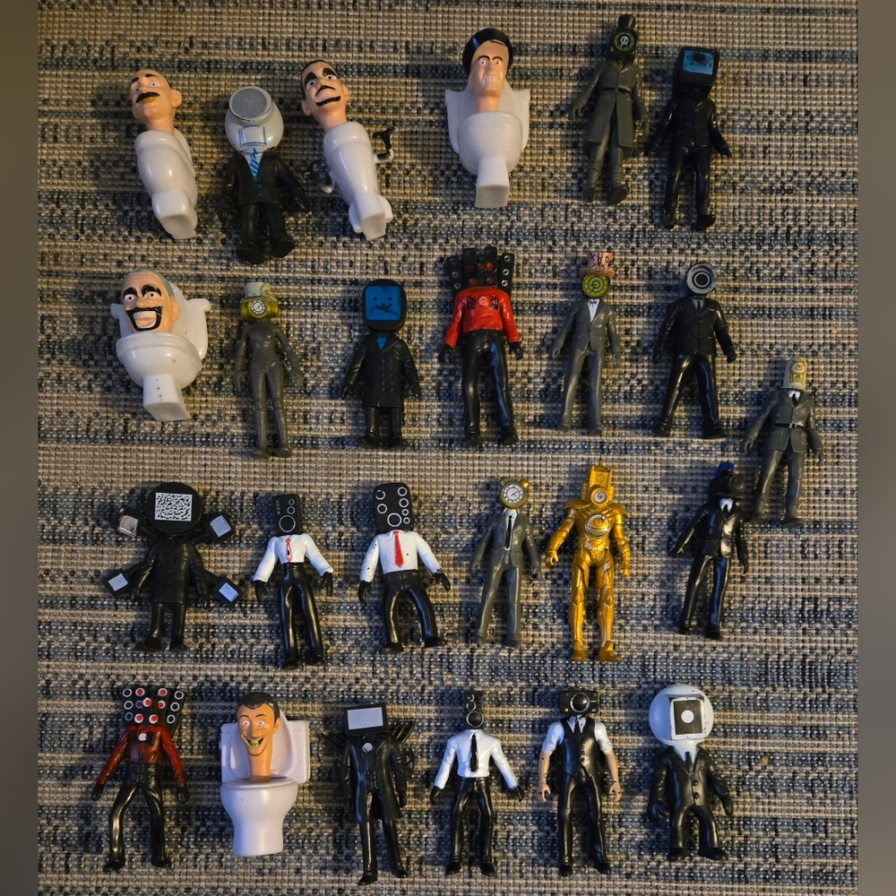 Skibidi Toilet figures
